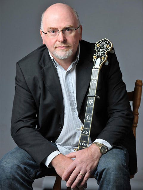 Pat Kelleher Long Neck banjo at the eagle Music Deering Bnajos 40th celebration